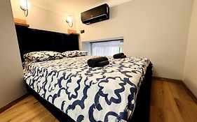 G15 City Centre Stylish Flat